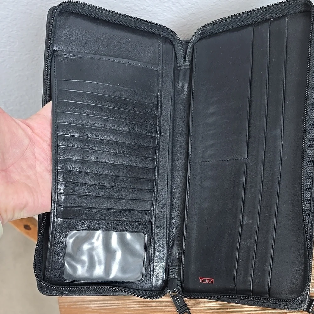 TUMI Travel Organizer Travel Long Wallet Black Popular Model RARE